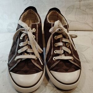 Coach Women's Size 8 Monogram Sneakers